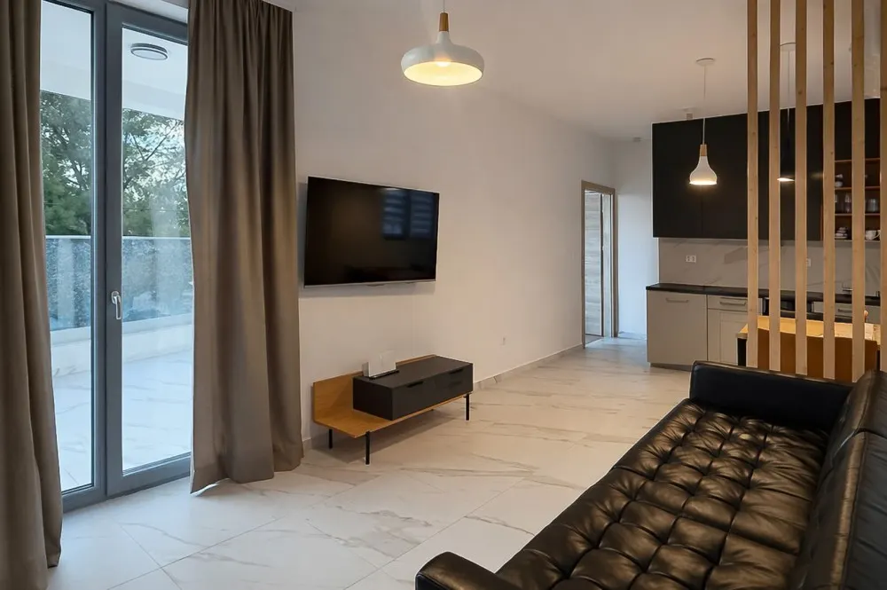 hauskaufeninkroatienintoplagekitzimmointernational-5