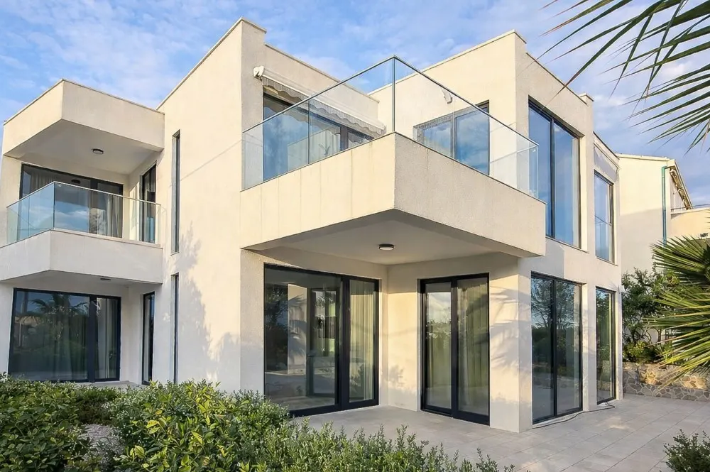 hauskaufeninkroatienintoplagekitzimmointernational-2