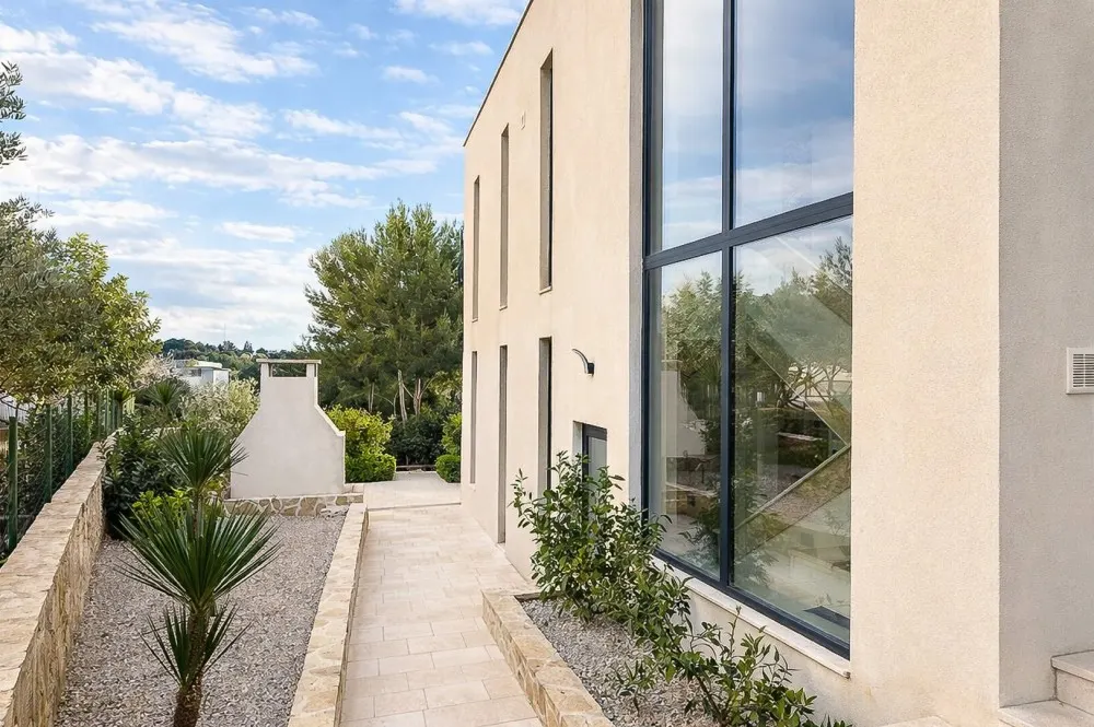 hauskaufeninkroatienintoplagekitzimmointernational-3