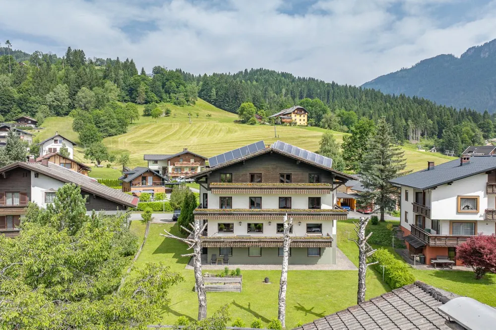 KITZIMMO-Pension Apartmenthaus kaufen - Immobilien Kötschach Mauthen Kärnten.