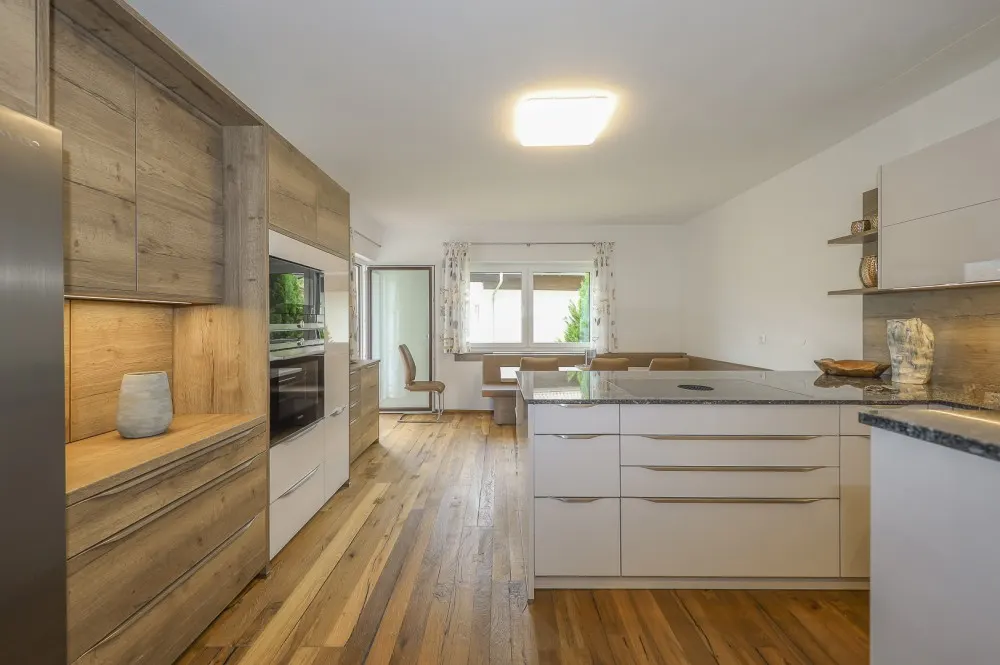 KITZIMMO-Pension Apartmenthaus kaufen - Immobilien Kötschach Mauthen Kärnten.