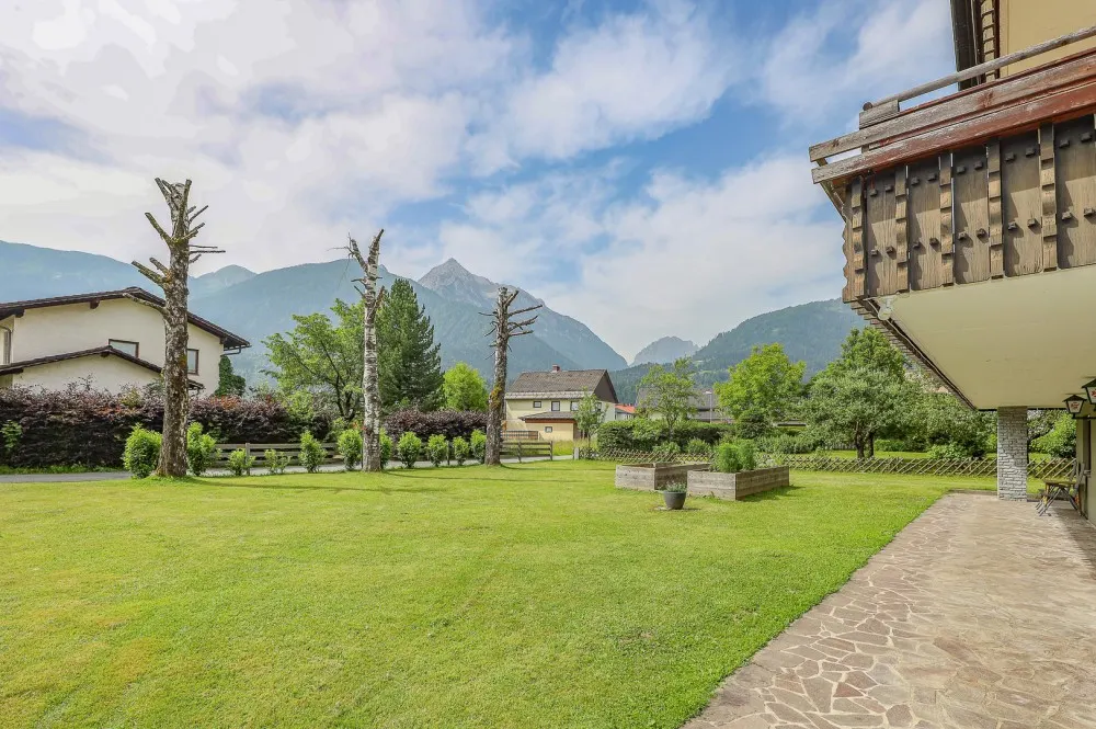 KITZIMMO-Pension Apartmenthaus kaufen - Immobilien Kötschach Mauthen Kärnten.