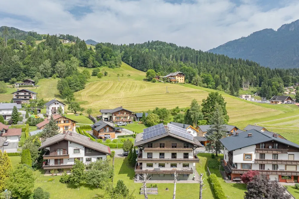 KITZIMMO-Pension Apartmenthaus kaufen - Immobilien Kötschach Mauthen Kärnten.