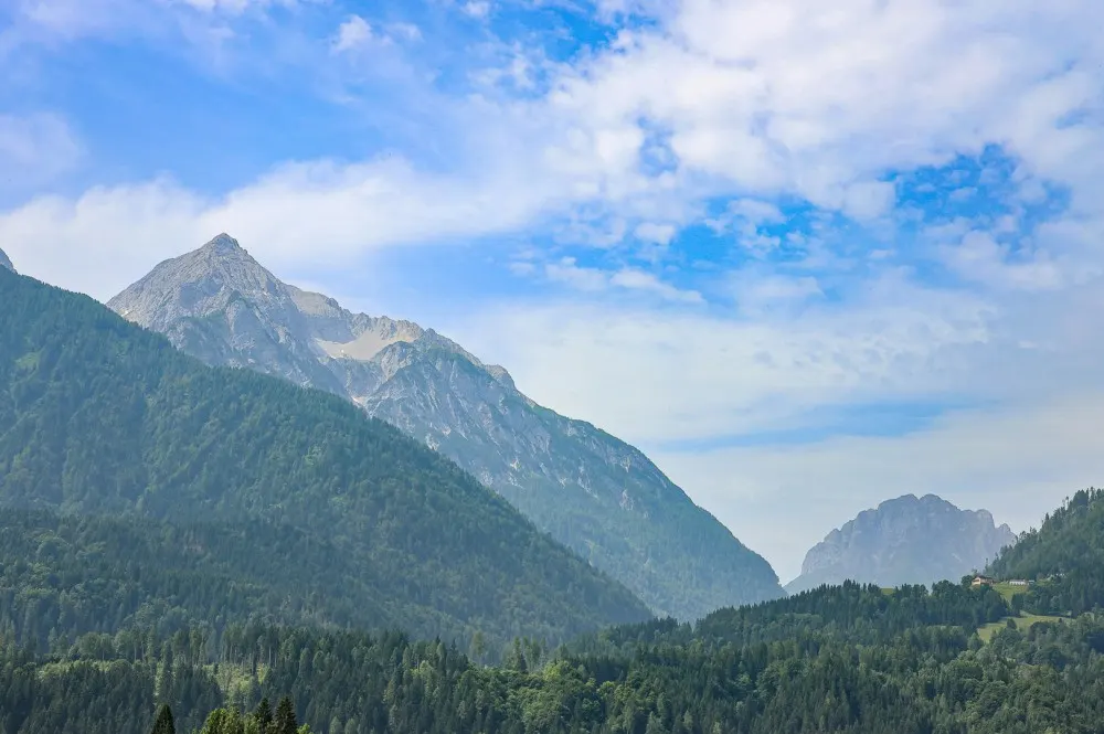 KITZIMMO-Pension Apartmenthaus kaufen - Immobilien Kötschach Mauthen Kärnten.