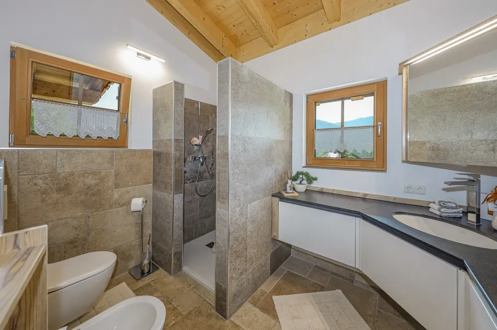 luxuschaletintoplalleinlageachenseekaufenkitzimmokitzbühel-41