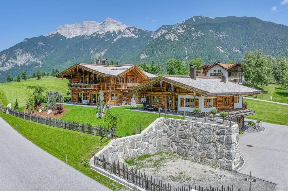 luxuschaletintoplalleinlageachenseekaufenkitzimmokitzbühel-2