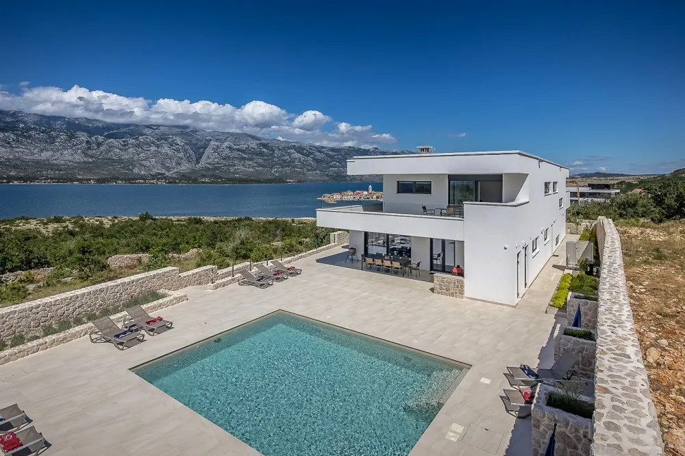 KITZIMMO-Luxusvilla in Toplage mit Meerblick kaufen - Immobilien Kroatien.