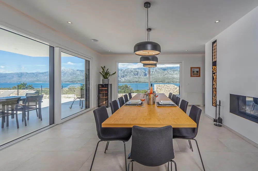 KITZIMMO-Luxusvilla in Toplage mit Meerblick kaufen - Immobilien Kroatien.