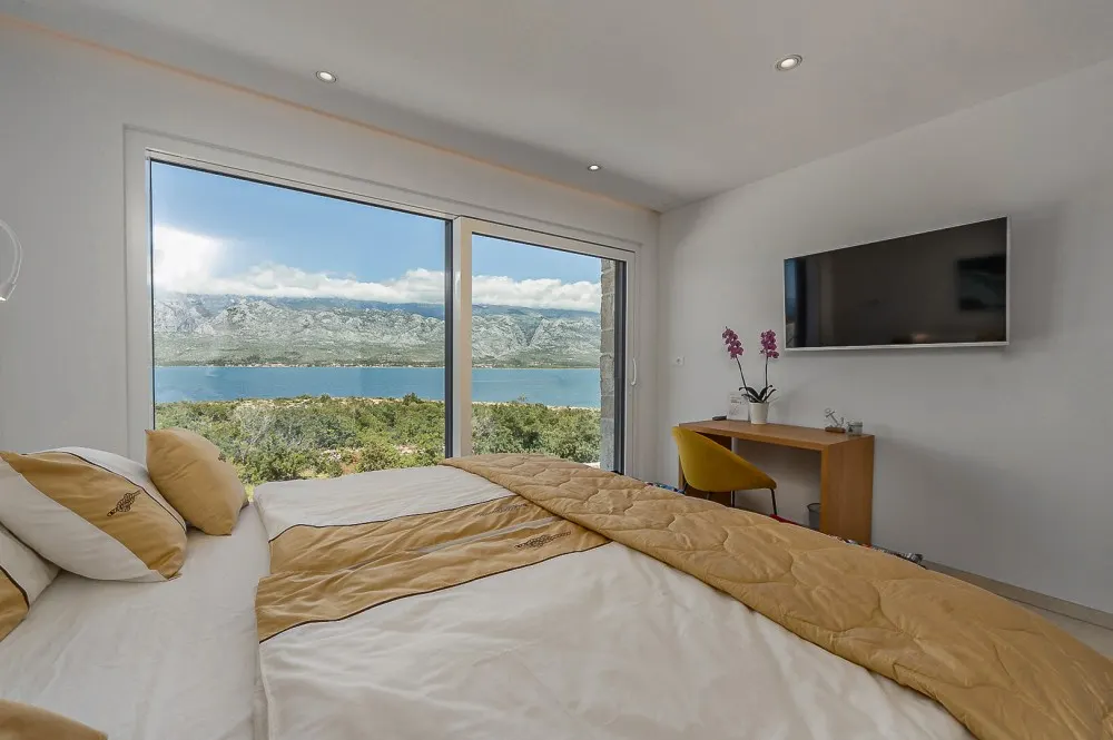 KITZIMMO-Luxusvilla in Toplage mit Meerblick kaufen - Immobilien Kroatien.