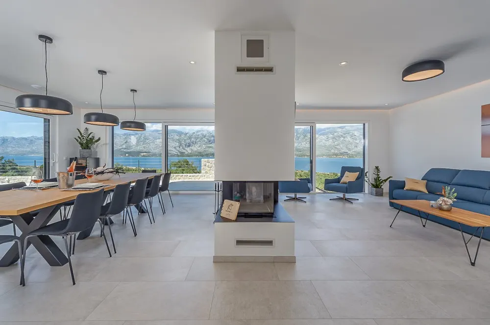 KITZIMMO-Luxusvilla in Toplage mit Meerblick kaufen - Immobilien Kroatien.