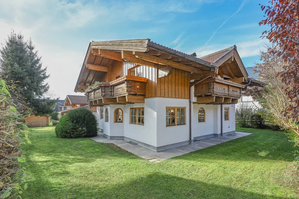 KITZIMMO-Landhaus in sonniger Ruhelage kaufen - Immobilien Salzburg.