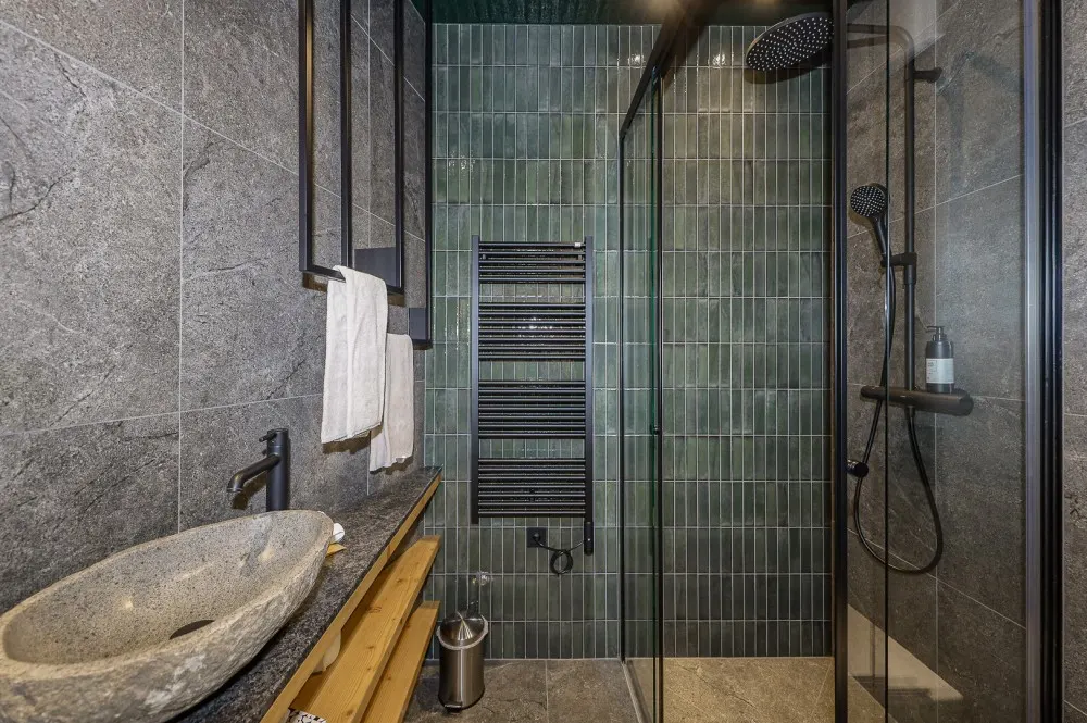 KITZIMMO-Luxus-Apartmenthaus in einzigartiger Top-Sonnenlage kaufen - Immobilien Hollersbach.