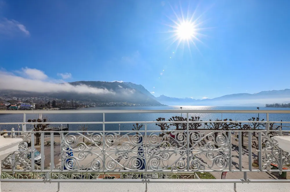 KITZIMMO-Altbauwohnung in erster Seereihe kaufen - Immobilien Gmunden.