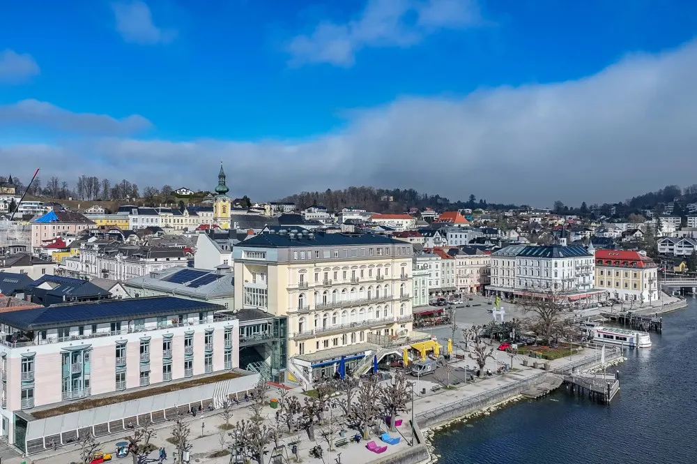 KITZIMMO-Altbauwohnung in erster Seereihe kaufen - Immobilien Gmunden.