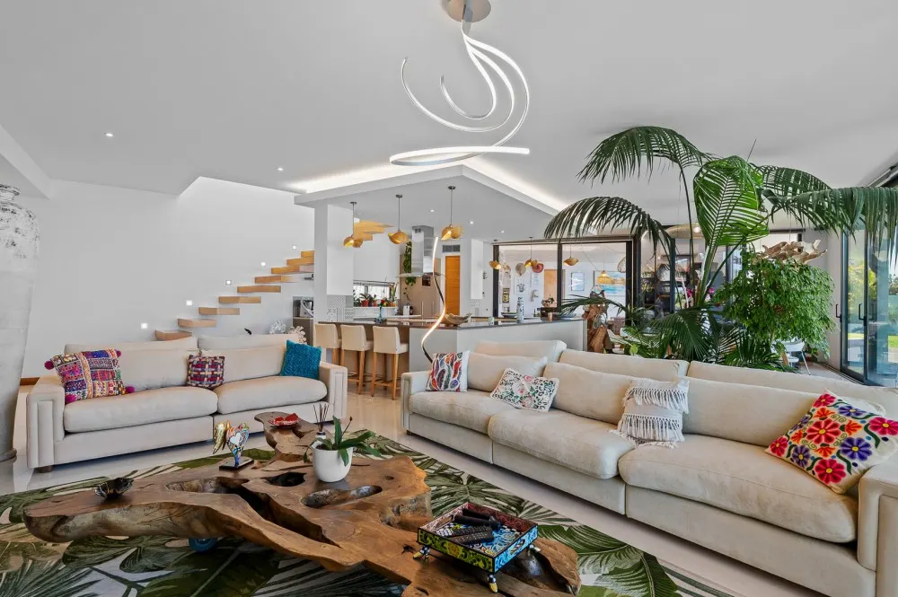 KITZIMMO-Luxusvilla in Madeira kaufen - KITZIMMO Immobilienmakler Kitzbühel.