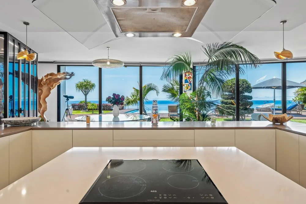 KITZIMMO-Luxusvilla in Madeira kaufen - KITZIMMO Immobilienmakler Kitzbühel.