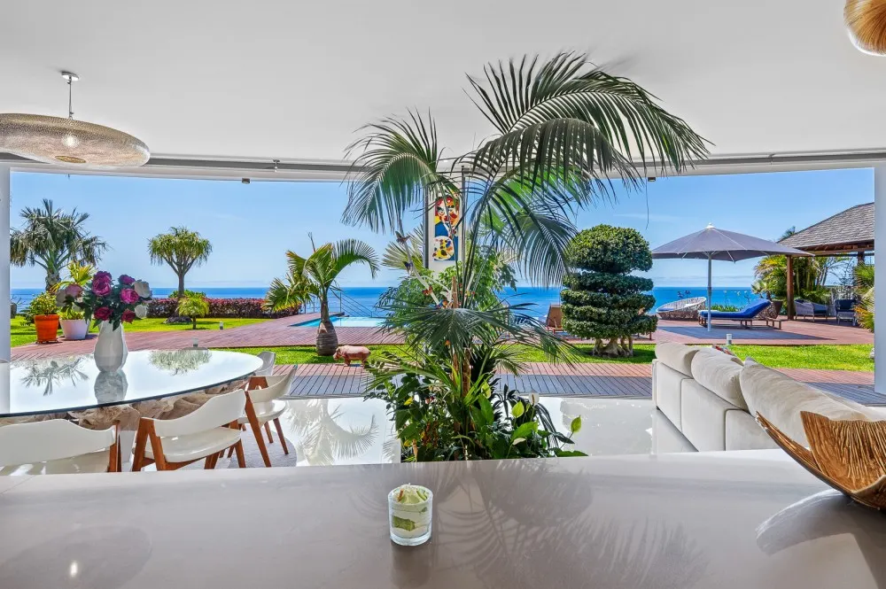 KITZIMMO-Luxusvilla in Madeira kaufen - KITZIMMO Immobilienmakler Kitzbühel.