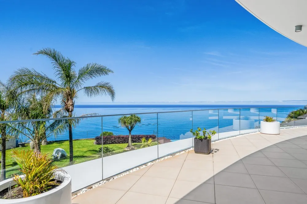 KITZIMMO-Luxusvilla in Madeira kaufen - KITZIMMO Immobilienmakler Kitzbühel.