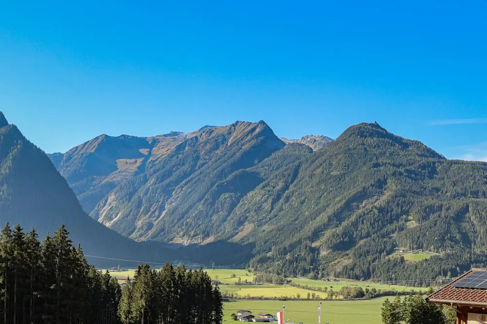 KITZIMMO-Exklusives Nationalpark Chalet in sonniger Ruhelage - Immobilien Neukirchen.