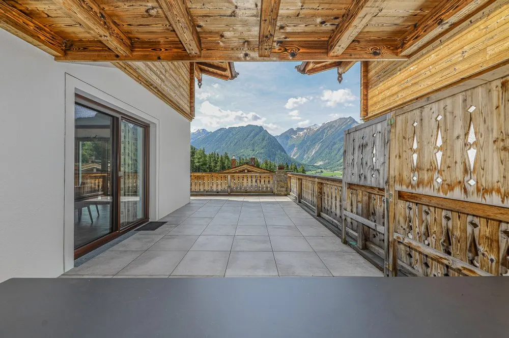 KITZIMMO-Exklusives Nationalpark Chalet in sonniger Ruhelage - Immobilien Neukirchen.