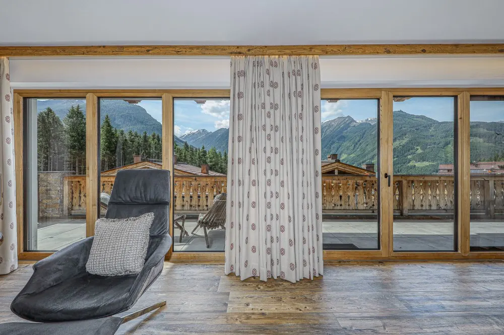 KITZIMMO-Exklusives Nationalpark Chalet in sonniger Ruhelage - Immobilien Neukirchen.