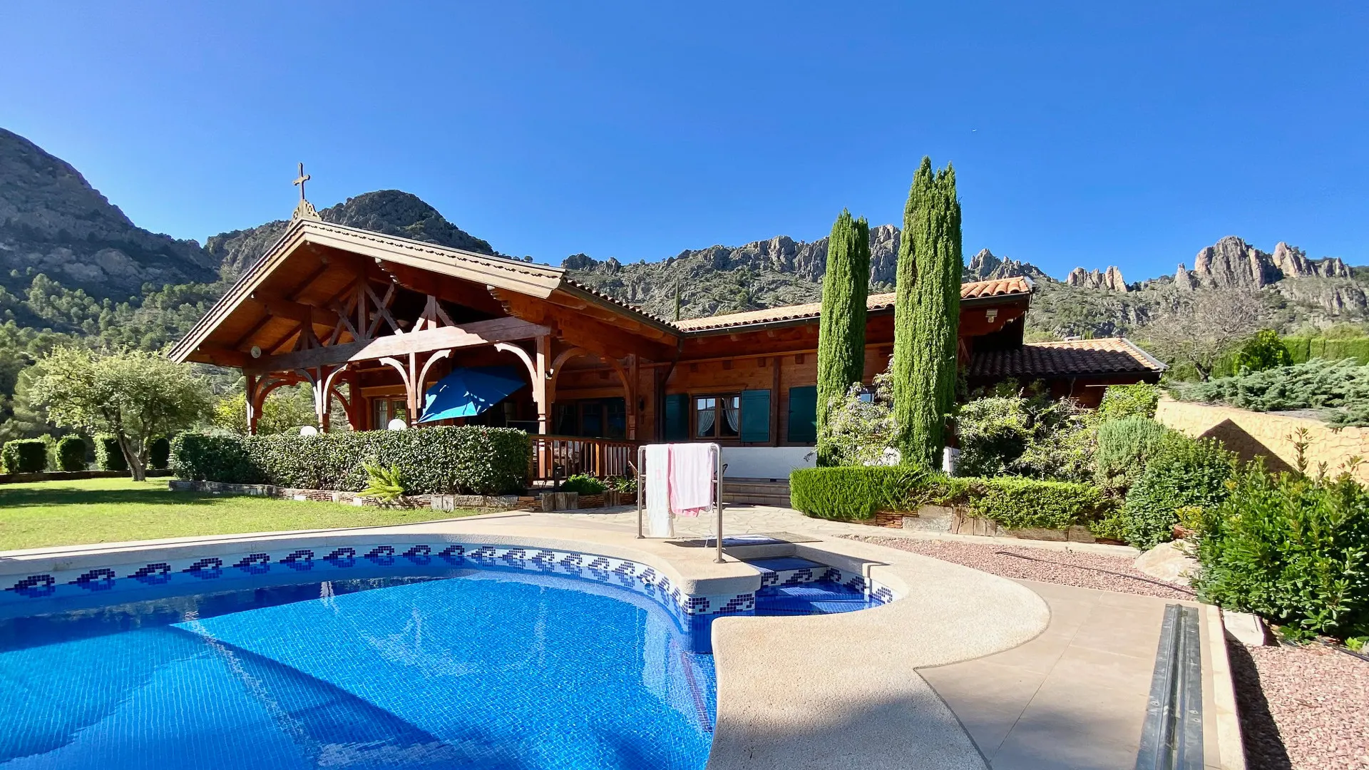 Luxus-Finca in Spanien kaufen - Immobilien KITZIMMO