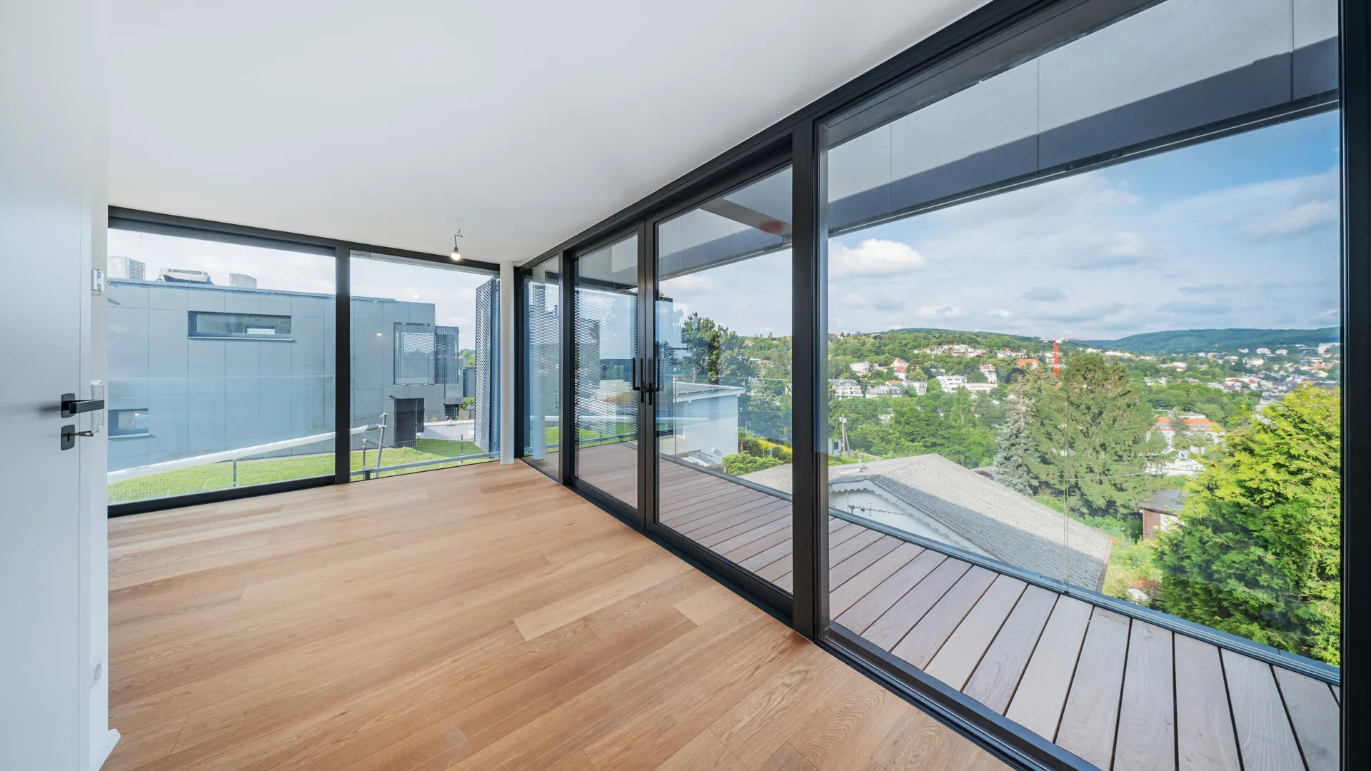 The-Unique-Villen-Bild-DSC00237-HDR-copy__ScaleMaxWidthWzM4NDBd