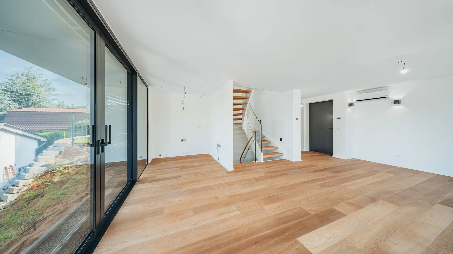 The-Unique-Villen-Bild-DSC00147-HDR-copy__ScaleMaxWidthWzM4NDBd