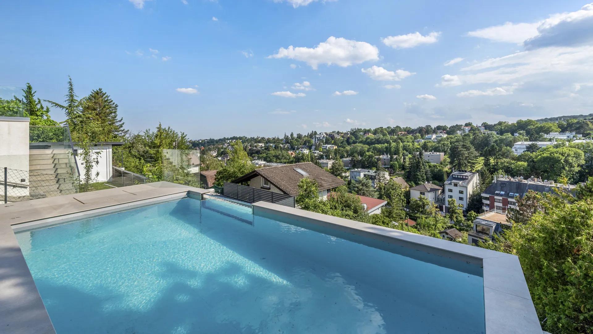 The-Unique-Villen-Bild-2024-07-15-S00276-Haus-16-034