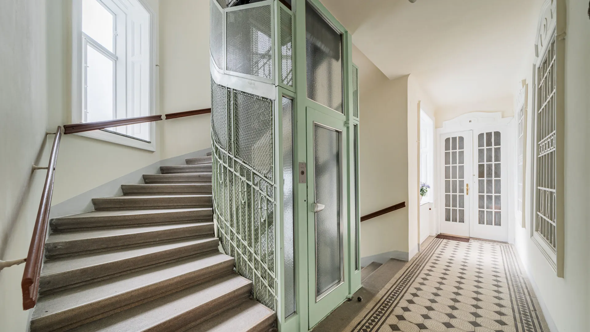 KITZIMMO-Hochwertige Luxuswohnung in Toplage kaufen - Immobilien Wien.