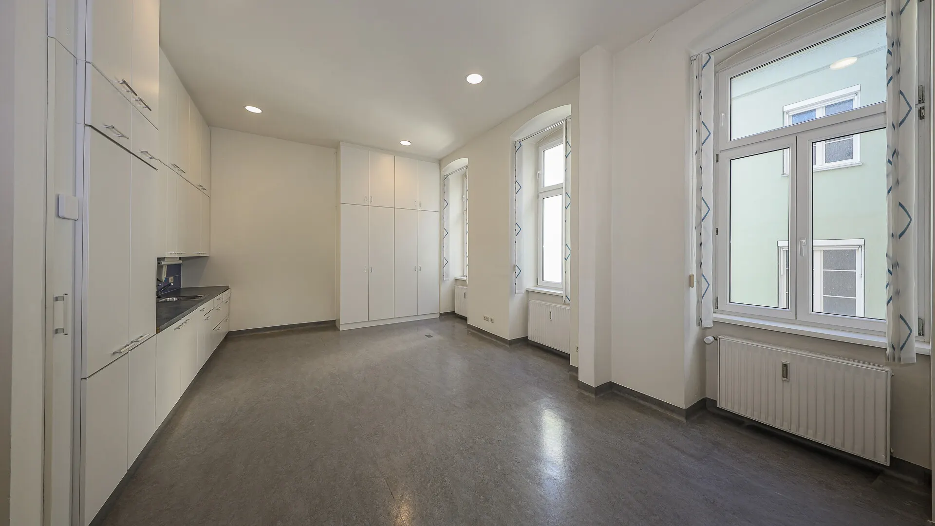 KITZIMMO-Altbauwohnung in erster Seereihe kaufen - Immobilien Gmunden.