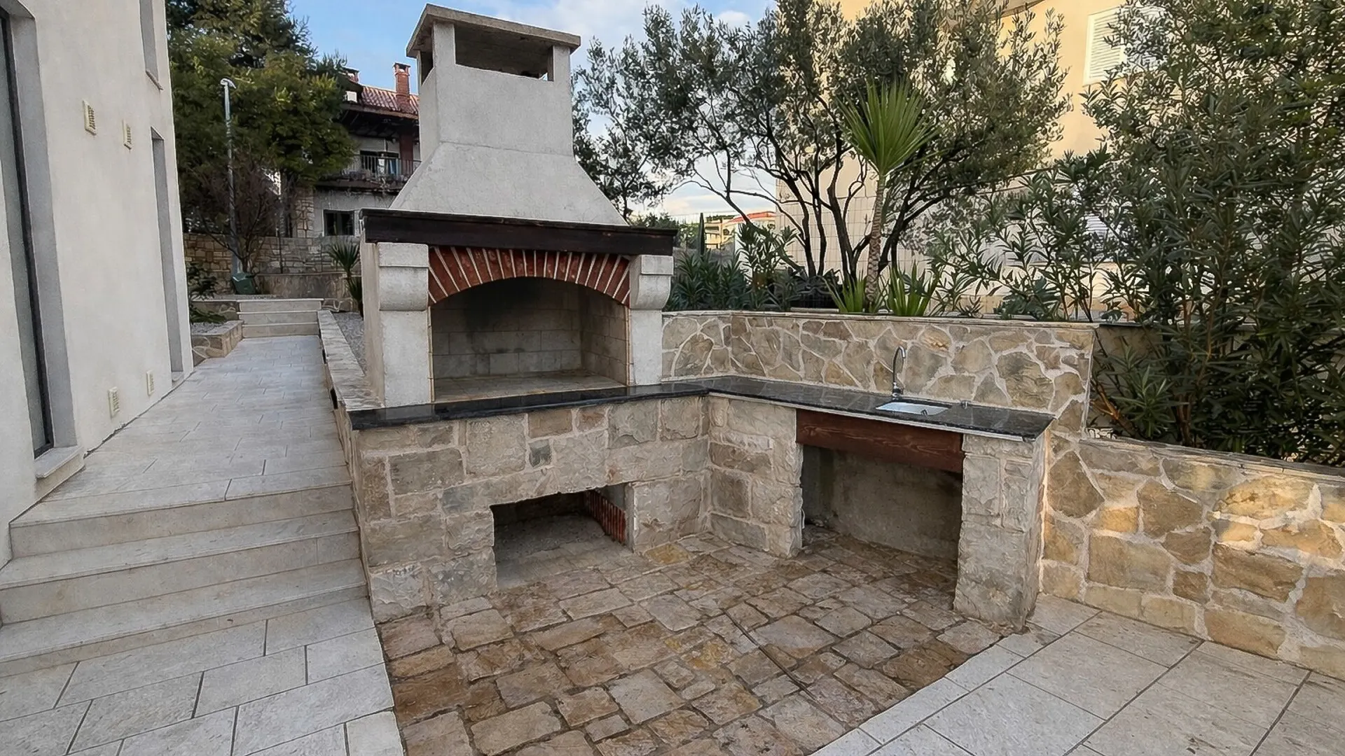 hauskaufeninkroatienintoplagekitzimmointernational-19