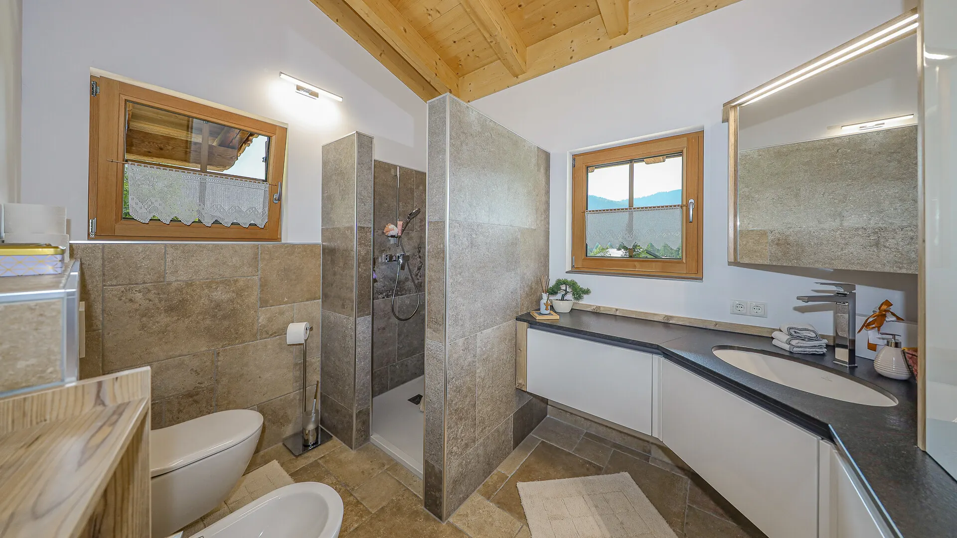 luxuschaletintoplalleinlageachenseekaufenkitzimmokitzbühel-41