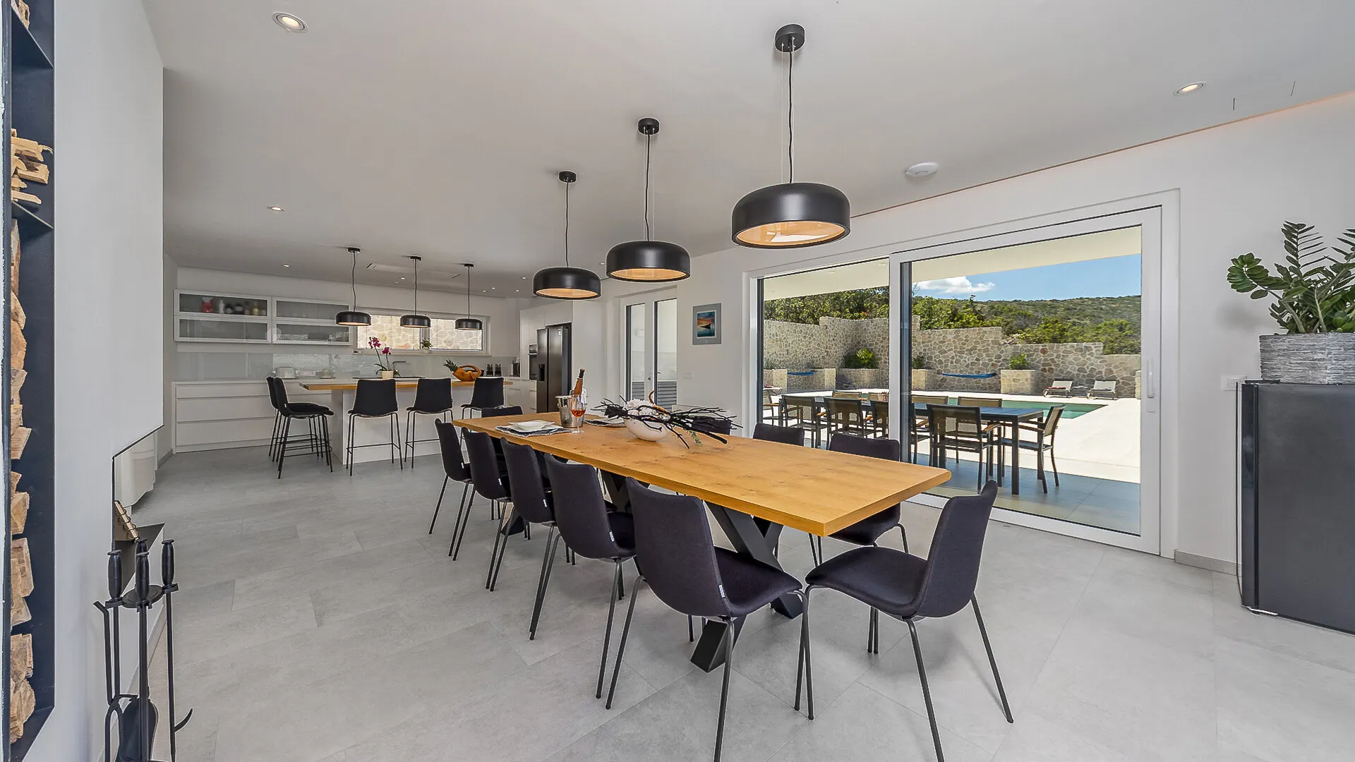 KITZIMMO-Luxusvilla in Toplage mit Meerblick kaufen - Immobilien Kroatien.