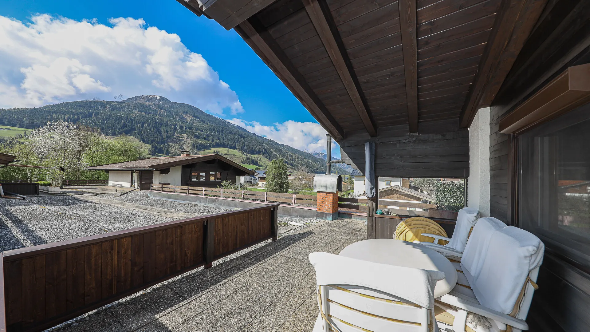 KITZIMMO-Landhaus mit Bergblick in zentrumsnaher Ruhelage - Immobilien Mittersill.