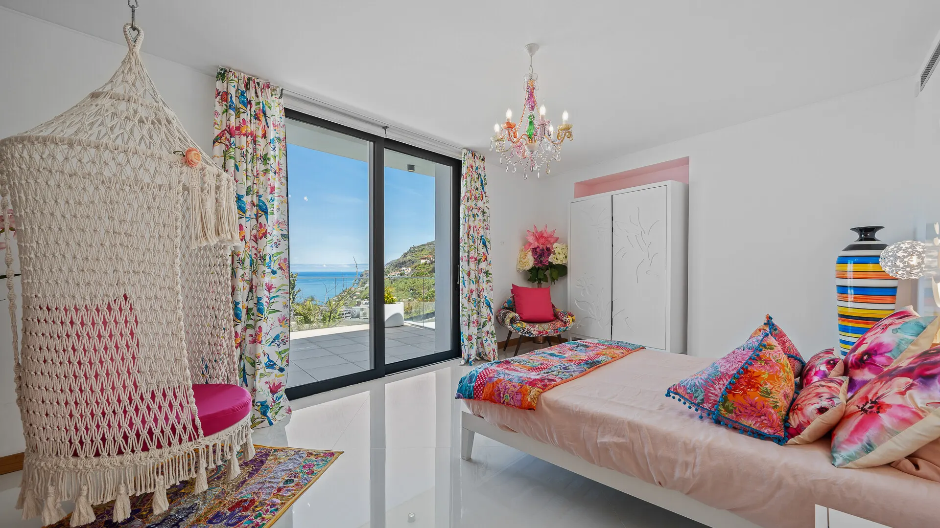 KITZIMMO-Luxusvilla in Madeira kaufen - KITZIMMO Immobilienmakler Kitzbühel.