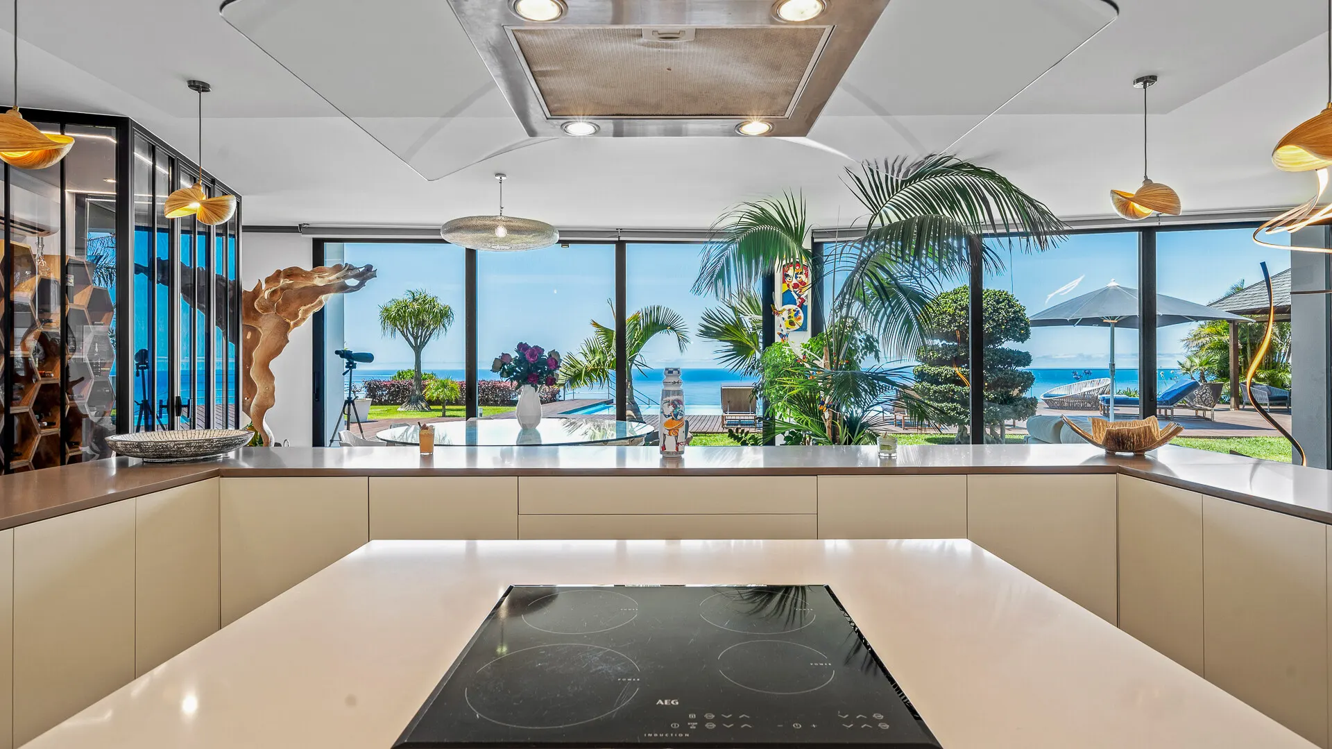 KITZIMMO-Luxusvilla in Madeira kaufen - KITZIMMO Immobilienmakler Kitzbühel.