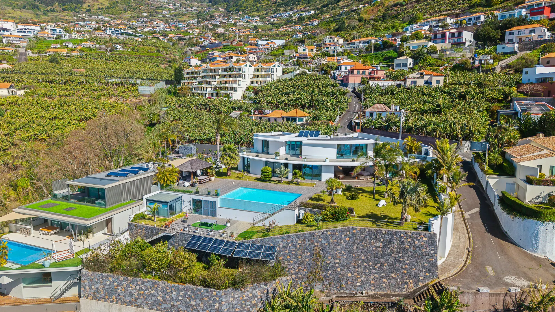 KITZIMMO-Luxusvilla in Madeira kaufen - KITZIMMO Immobilienmakler Kitzbühel.