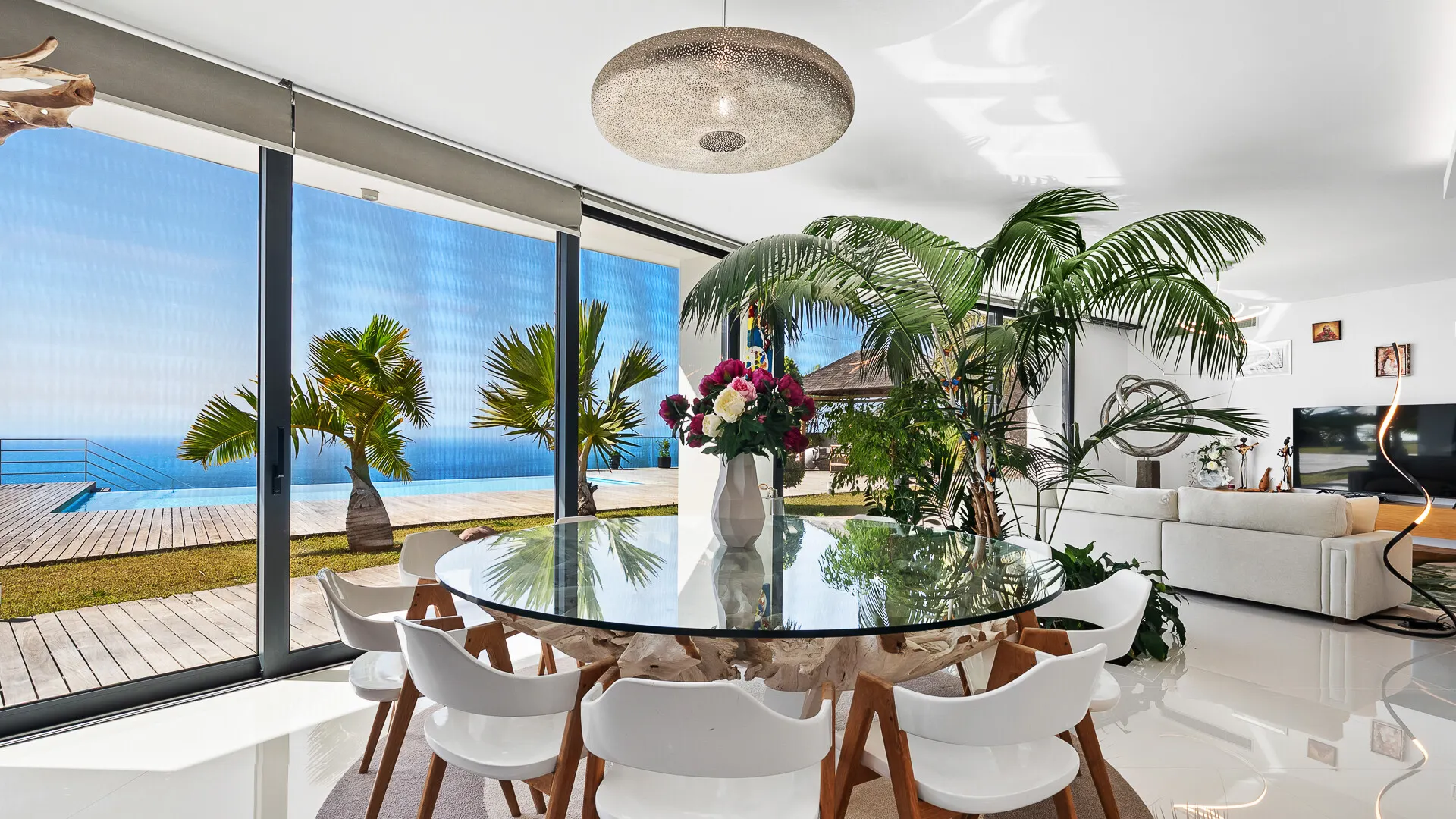 KITZIMMO-Luxusvilla in Madeira kaufen - KITZIMMO Immobilienmakler Kitzbühel.