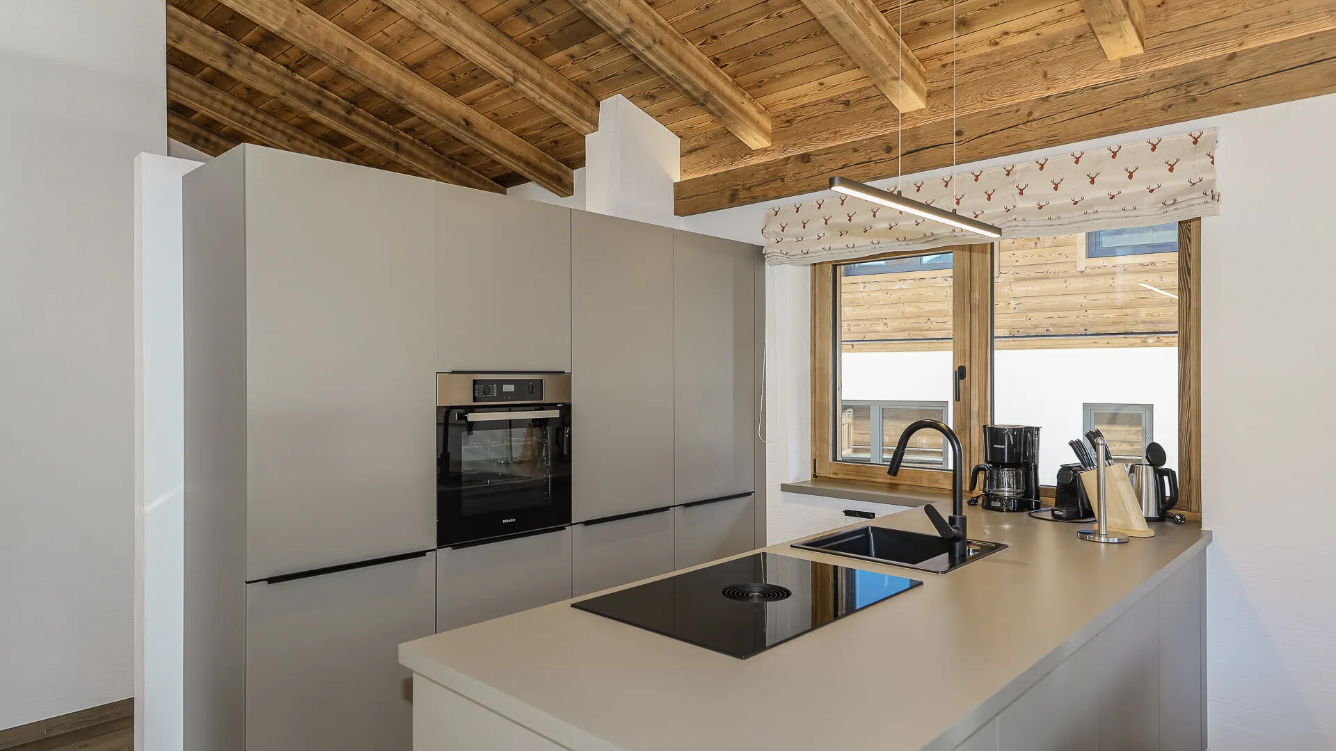 KITZIMMO-Exklusives Nationalpark Chalet in sonniger Ruhelage - Immobilien Neukirchen.