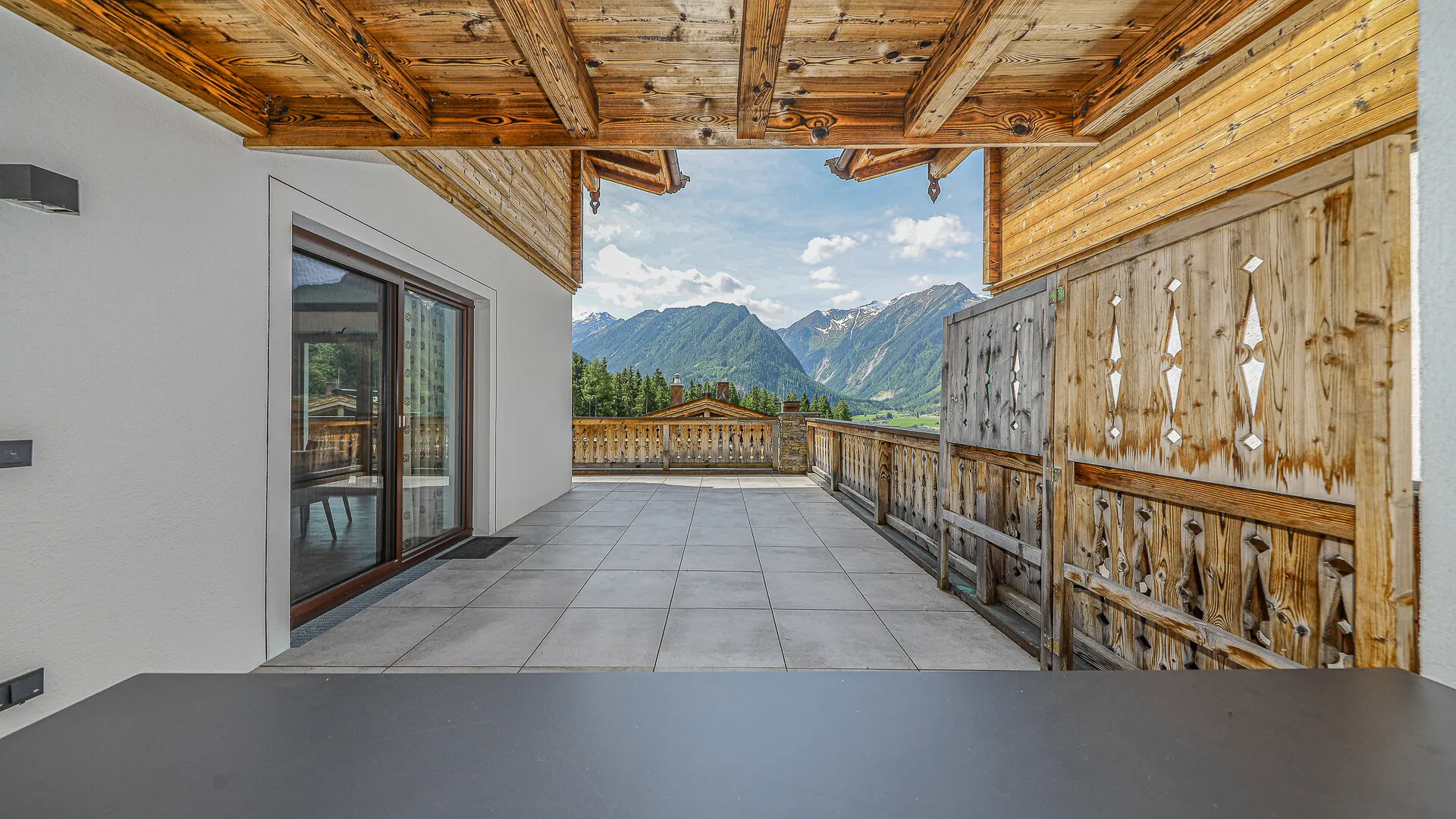 KITZIMMO-Exklusives Nationalpark Chalet in sonniger Ruhelage - Immobilien Neukirchen.
